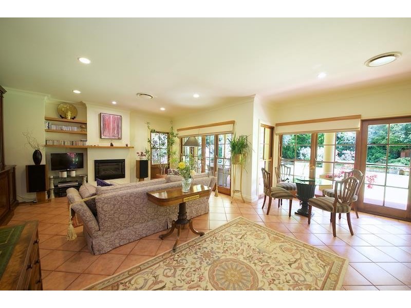 41 Wongawallan Road, Tamborine Mountain QLD 4272