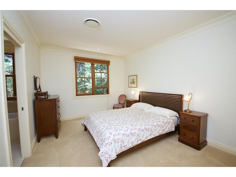 41 Wongawallan Road, Tamborine Mountain QLD 4272