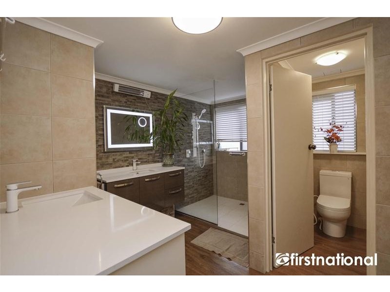 6/16-18 Golfers Crescent, Tamborine Mountain QLD 4272