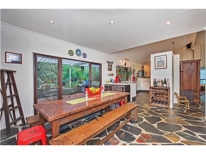 22 Wilson Road, Tamborine Mountain QLD 4272
