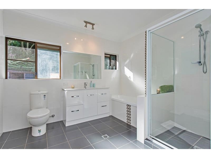 22 Wilson Road, Tamborine Mountain QLD 4272