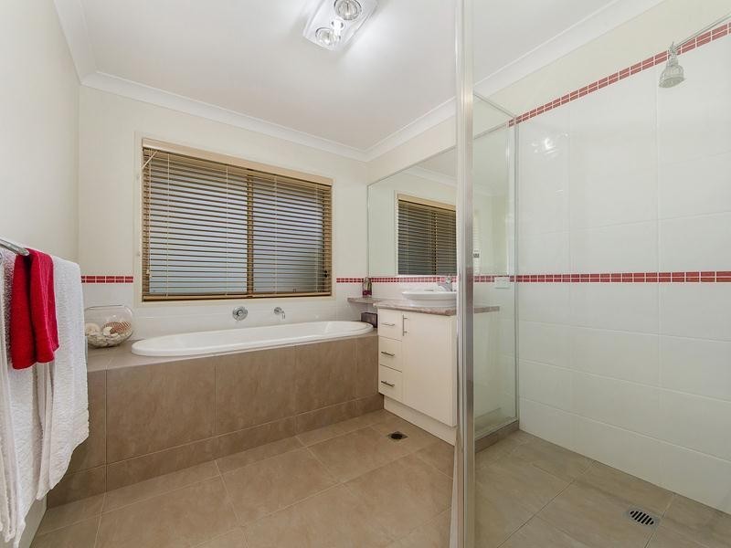 50 Jourdana Drive, Tamborine Mountain QLD 4272