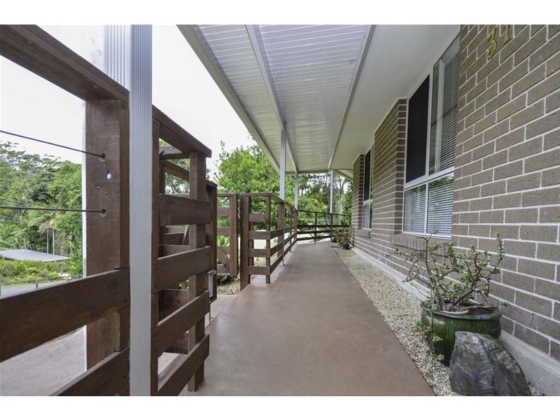 31 Long Road, Tamborine Mountain QLD 4272