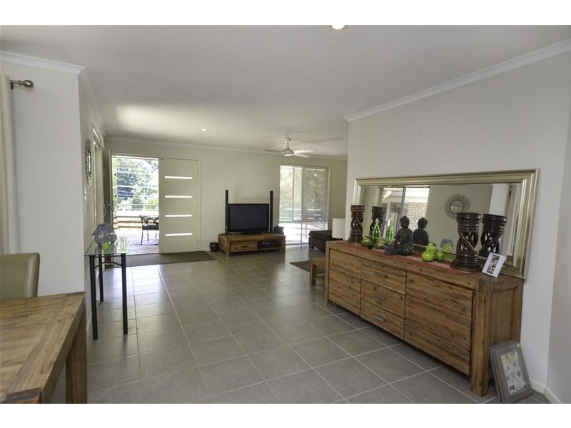 31 Long Road, Tamborine Mountain QLD 4272