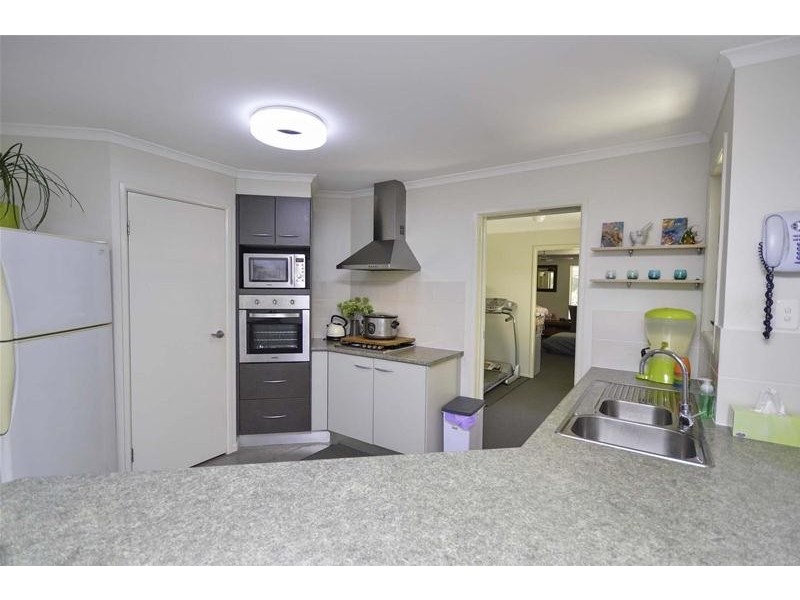 31 Long Road, Tamborine Mountain QLD 4272