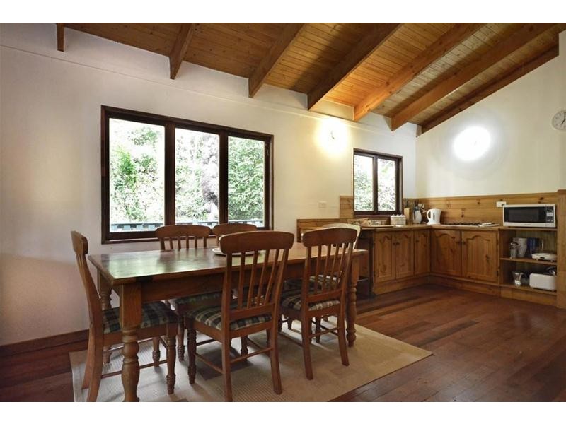 29 Long Road, Tamborine Mountain QLD 4272