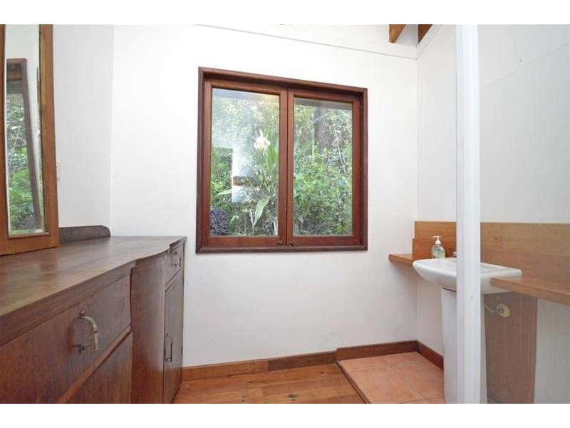 29 Long Road, Tamborine Mountain QLD 4272