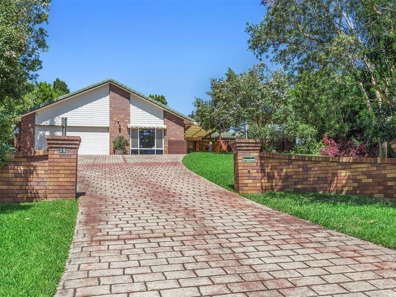 39 Freemont Drive, Tamborine Mountain QLD 4272