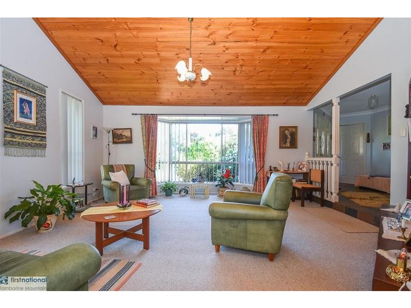 6 Caryota Court, Tamborine Mountain QLD 4272