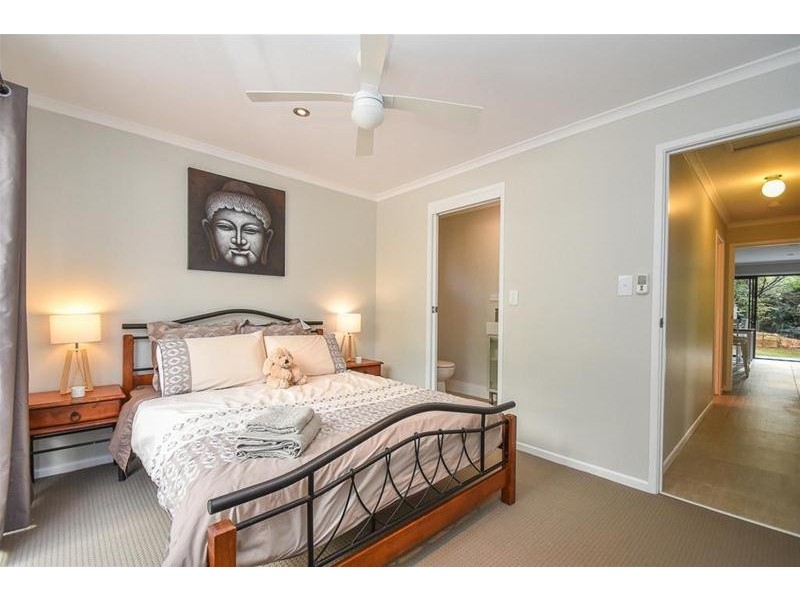 15 Kalmia Court, Tamborine Mountain QLD 4272