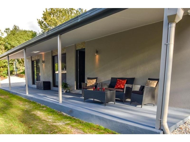 15 Kalmia Court, Tamborine Mountain QLD 4272