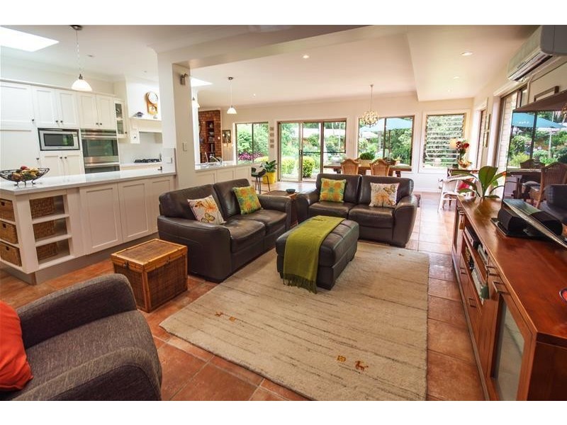 51 Wongawallan Road, Tamborine Mountain QLD 4272