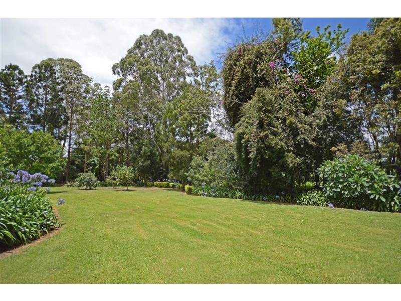 51 Wongawallan Road, Tamborine Mountain QLD 4272
