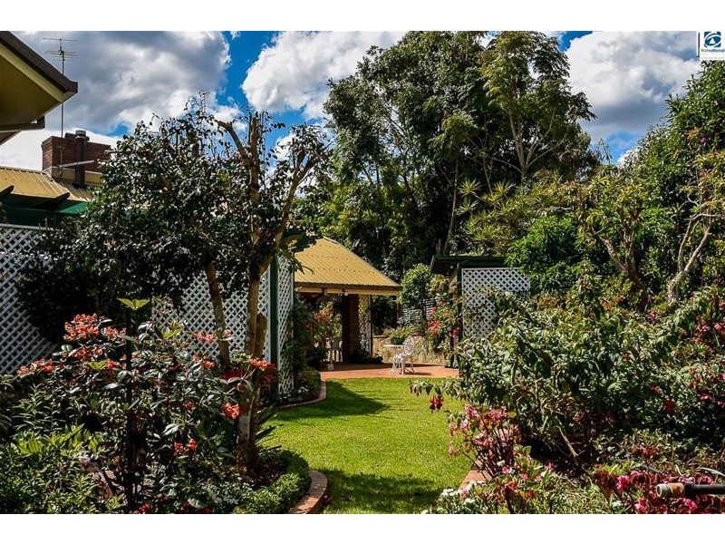 20 White Road, Tamborine Mountain QLD 4272