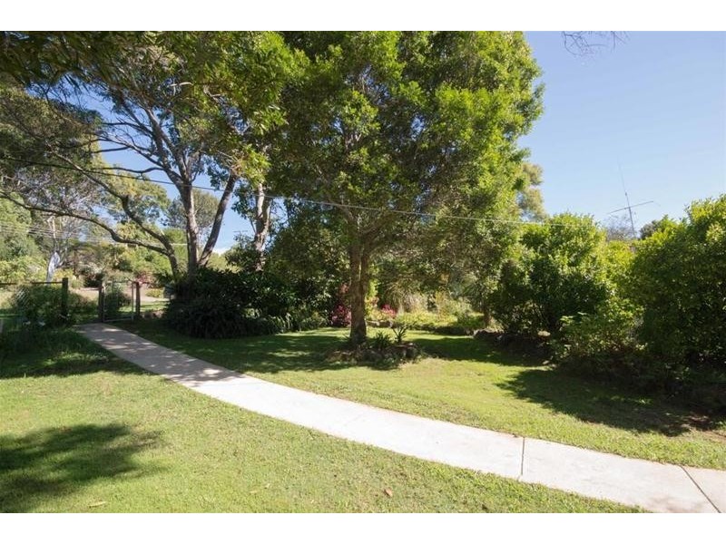 10-12 Nicolet Drive, Tamborine Mountain QLD 4272