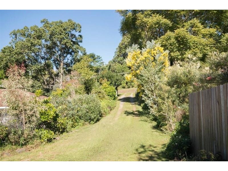 10-12 Nicolet Drive, Tamborine Mountain QLD 4272