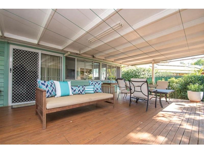 8 Beechmont Avenue, Tamborine Mountain QLD 4272