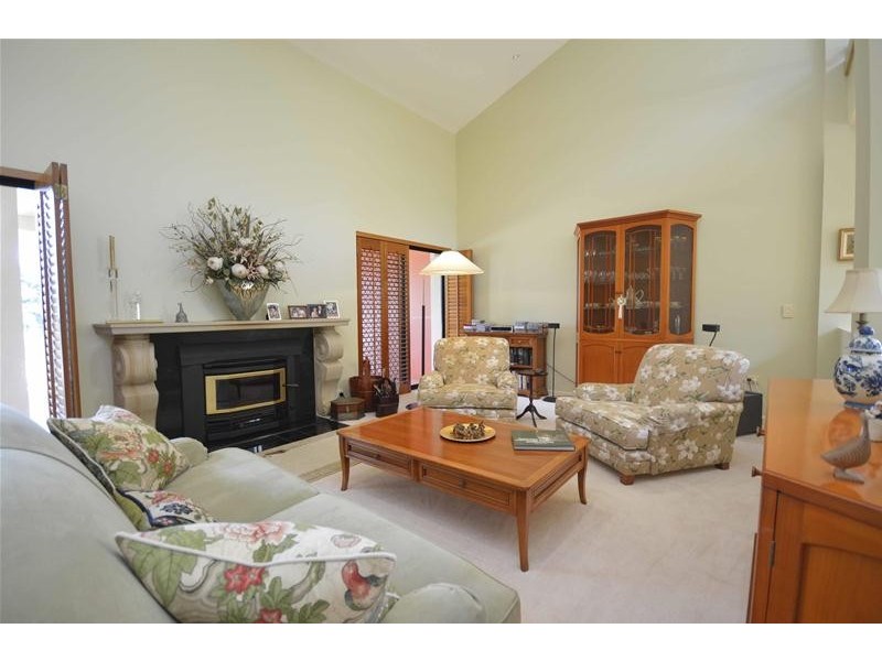 117 Wongawallan Road, Tamborine Mountain QLD 4272