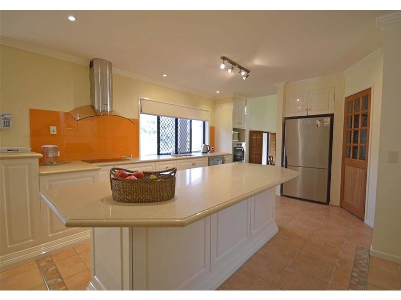 117 Wongawallan Road, Tamborine Mountain QLD 4272