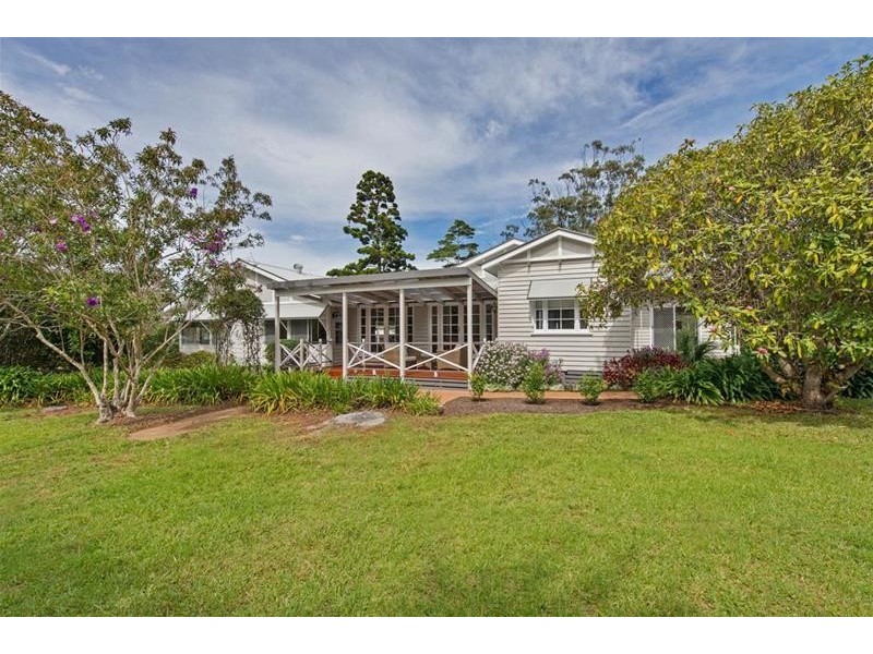 102 Beacon Road, Tamborine Mountain QLD 4272