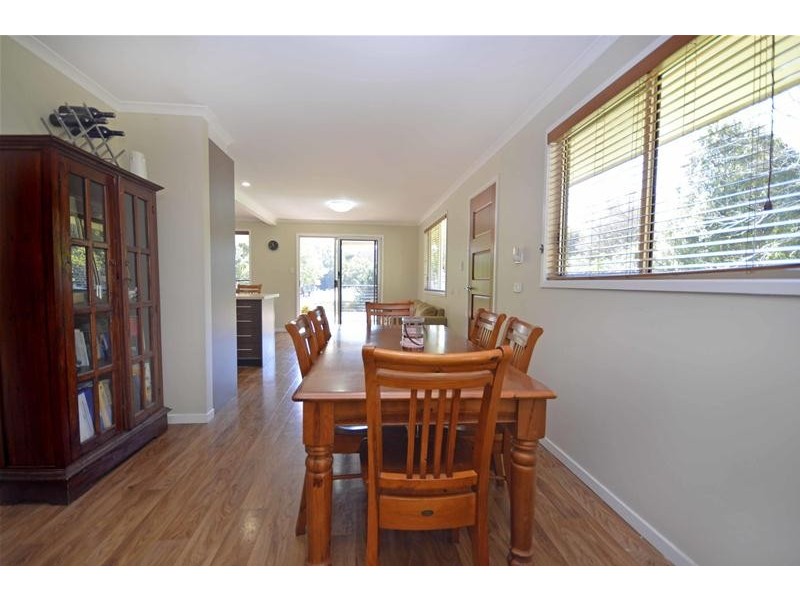 30-32 Siganto Street, Tamborine Mountain QLD 4272