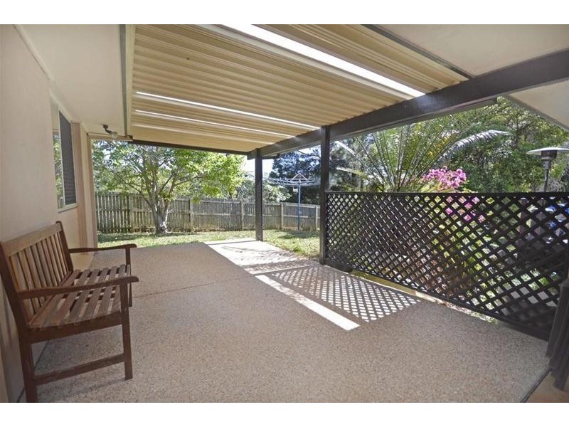 30-32 Siganto Street, Tamborine Mountain QLD 4272