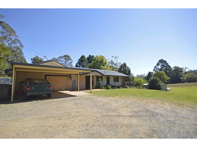 30-32 Siganto Street, Tamborine Mountain QLD 4272