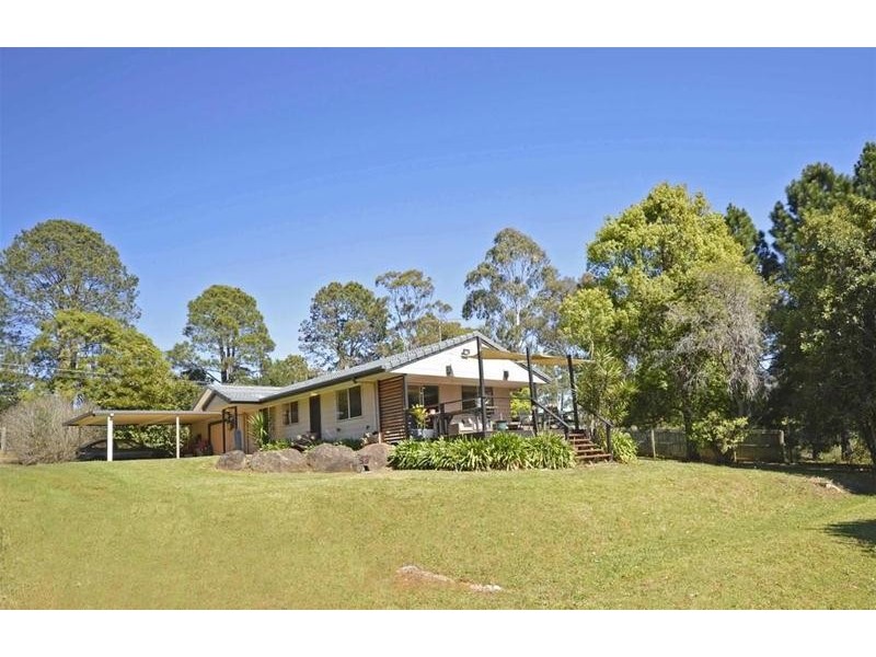 30-32 Siganto Street, Tamborine Mountain QLD 4272