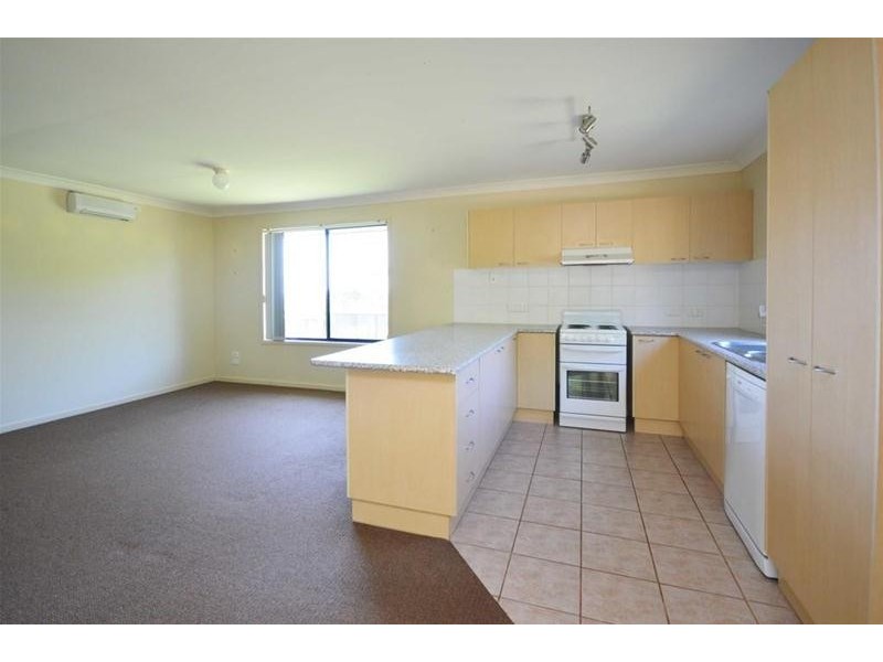 9 Lookout Parade, Tamborine Mountain QLD 4272