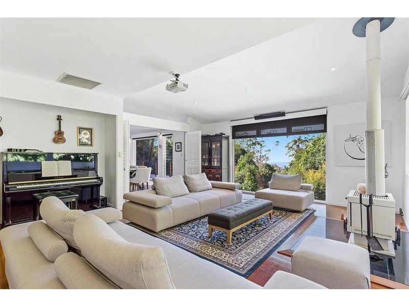 25 Palm Grove Avenue, Tamborine Mountain QLD 4272