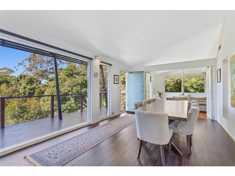 25 Palm Grove Avenue, Tamborine Mountain QLD 4272