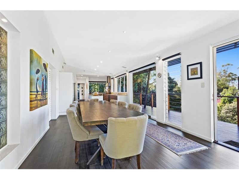 25 Palm Grove Avenue, Tamborine Mountain QLD 4272