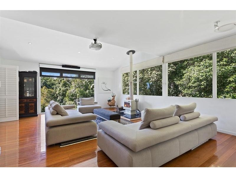 25 Palm Grove Avenue, Tamborine Mountain QLD 4272