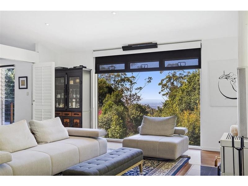 25 Palm Grove Avenue, Tamborine Mountain QLD 4272