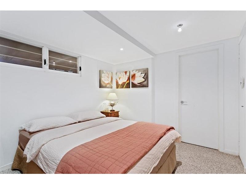 25 Palm Grove Avenue, Tamborine Mountain QLD 4272