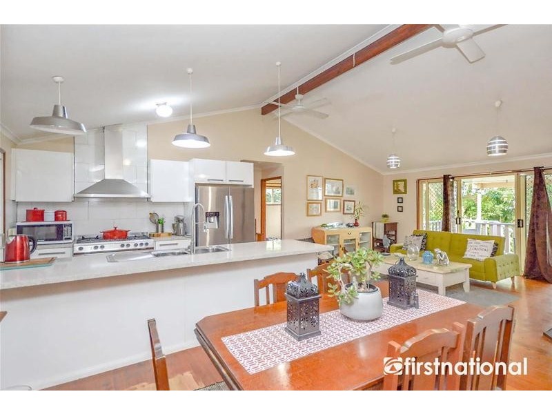 6 Saguaro Court, Tamborine Mountain QLD 4272