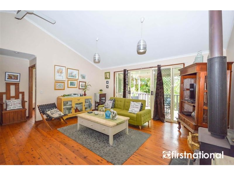 6 Saguaro Court, Tamborine Mountain QLD 4272