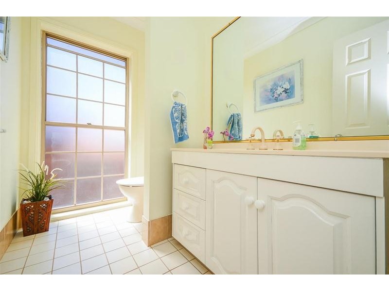 1 Tweed Heads Avenue, Tamborine Mountain QLD 4272