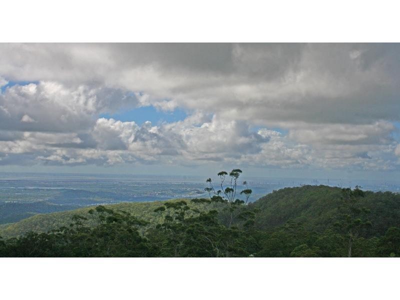 9 Areca Court, Eagle Heights QLD 4271