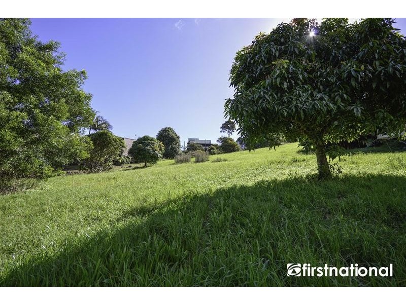 90 Contour Road, Tamborine Mountain QLD 4272