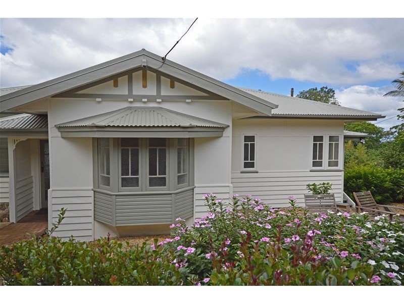 31 Cliff Way, Tamborine Mountain QLD 4272