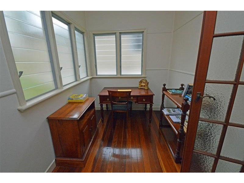 31 Cliff Way, Tamborine Mountain QLD 4272