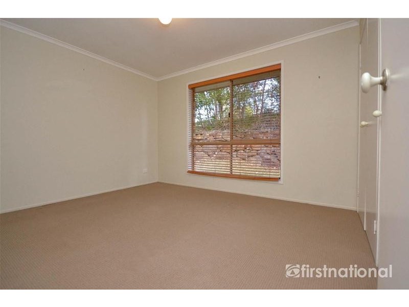 5 Demavend Drive, Tamborine Mountain QLD 4272