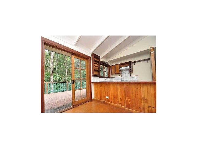 9 Kinabalu Drive, Eagle Heights QLD 4271