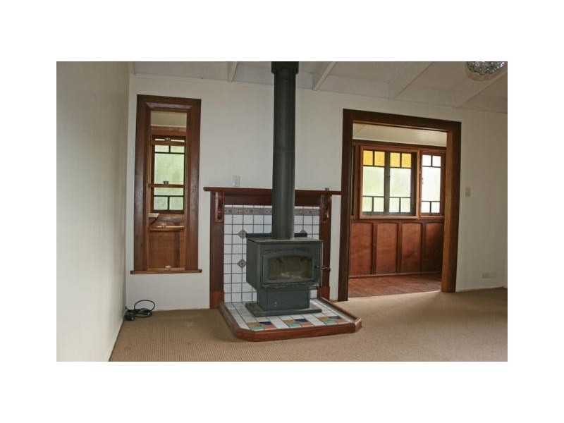 9 Kinabalu Drive, Eagle Heights QLD 4271