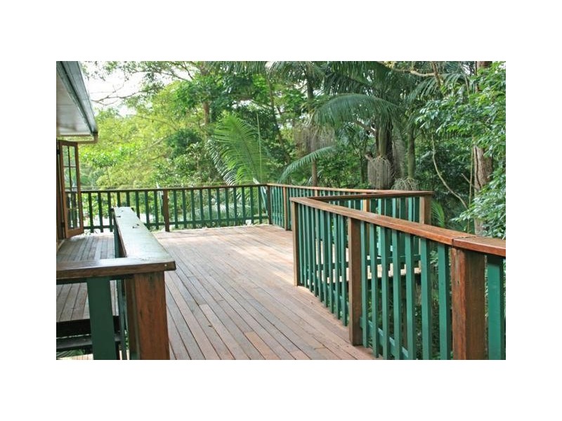 9 Kinabalu Drive, Eagle Heights QLD 4271