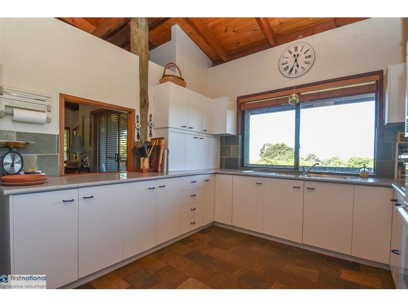 36 Justin Avenue, Tamborine Mountain QLD 4272