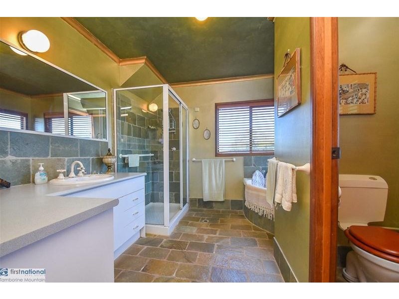 36 Justin Avenue, Tamborine Mountain QLD 4272