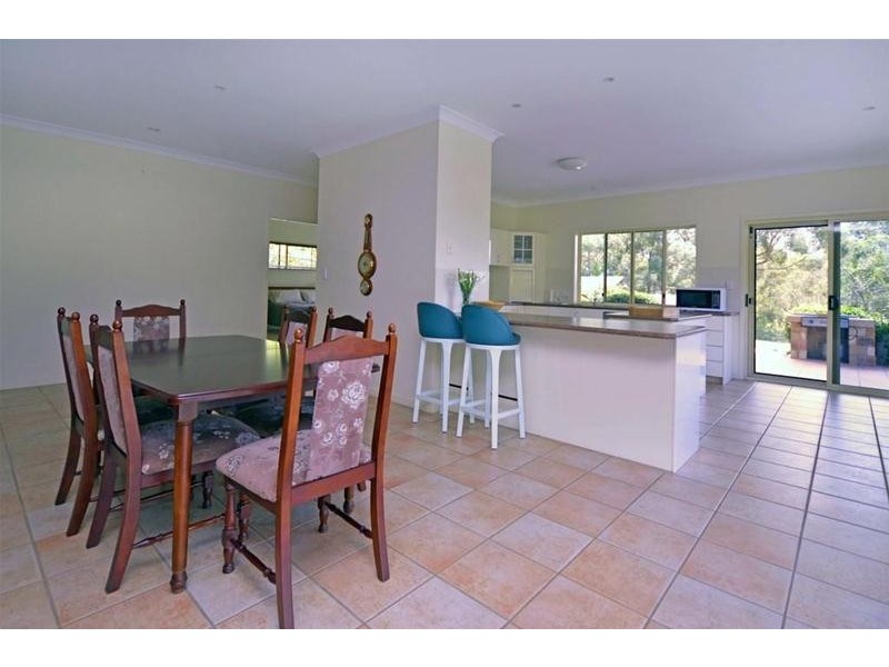 2-4 Ambon Court, Tamborine Mountain QLD 4272