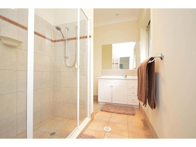 2-4 Ambon Court, Tamborine Mountain QLD 4272